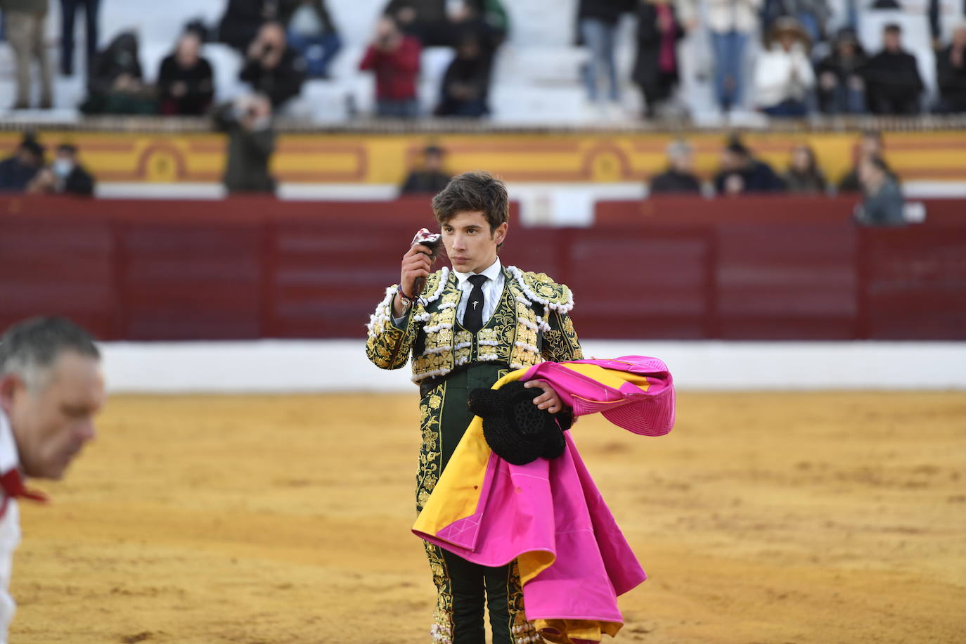 Fotos: Primer festejo de la Feria de Olivenza: Novillada con Carlos Domínguez, Manuel Perera y Eric Olivera