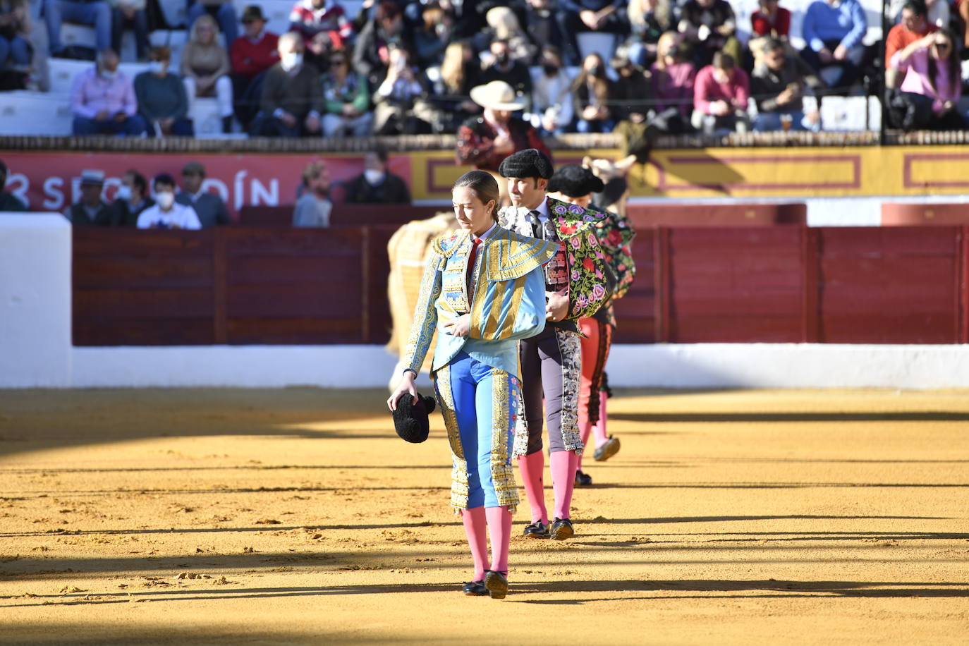 Fotos: Segunda novillada de Olivenza: Lalo de María, Alejandro Adame y Raquel Martín