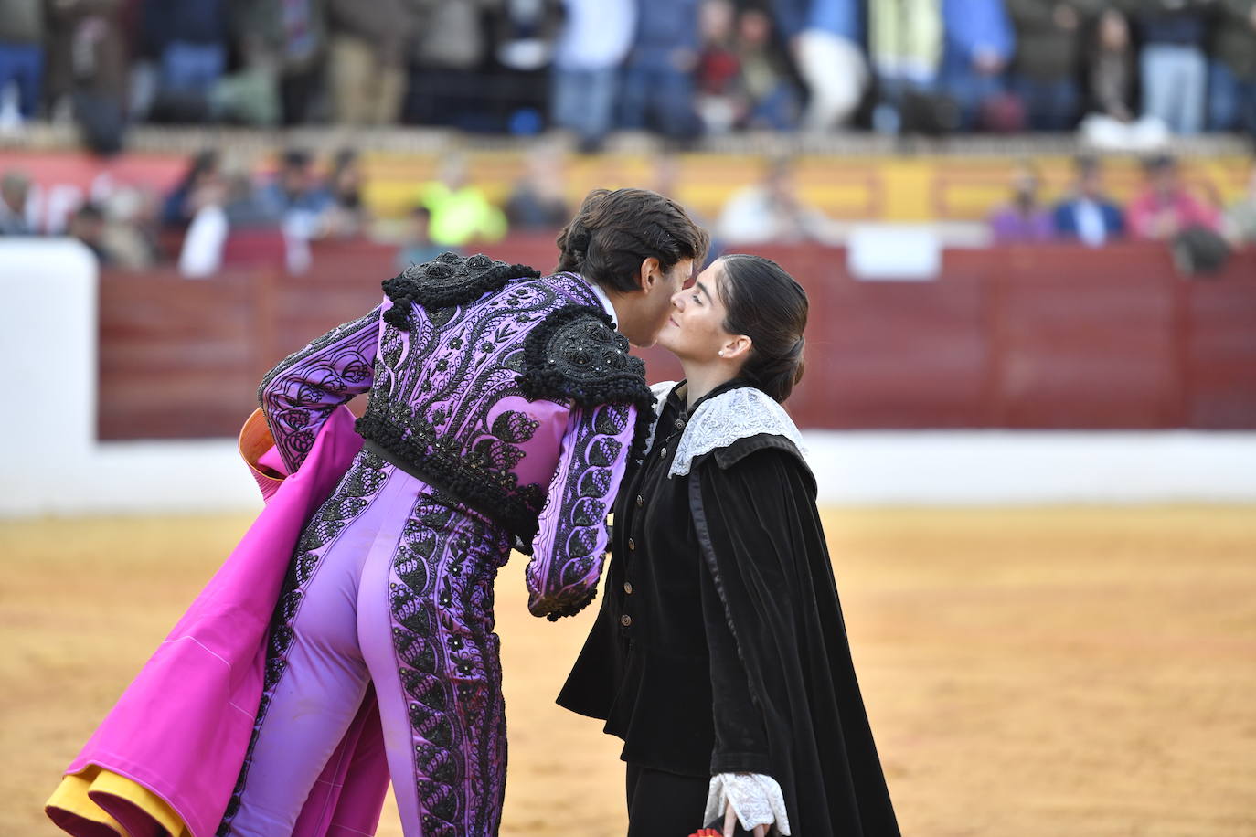 Fotos: La corrida de toros de Morante de la Puebla, José María Manzanares y Roca Rey, en imágenes