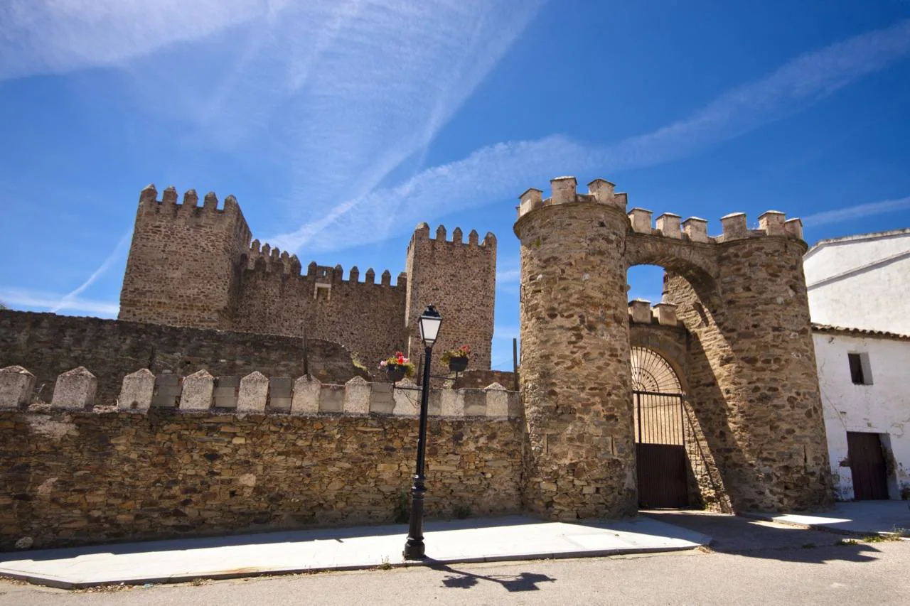 El castillo de Monroy en la actualidad.