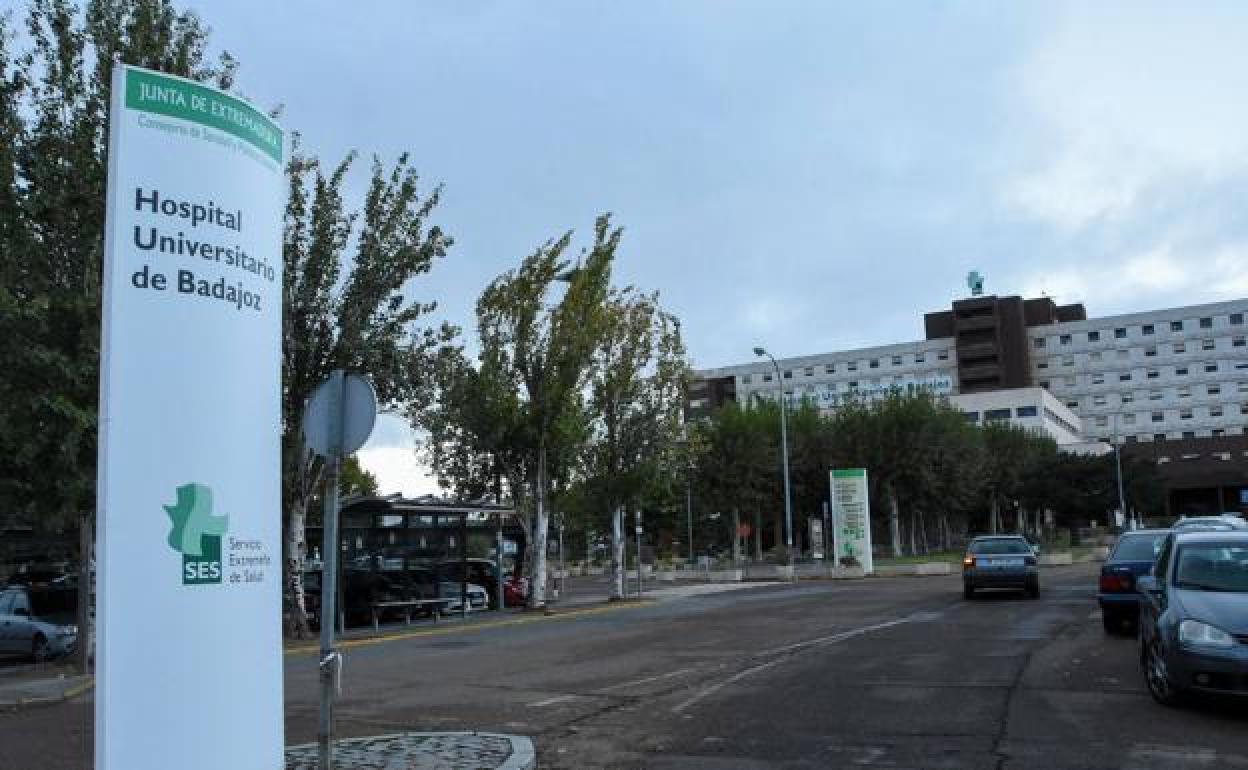 Sucesos en Extremadura: Un ciclista en estado crítico al ser atropellado por un coche este domingo en Fuente de Cantos