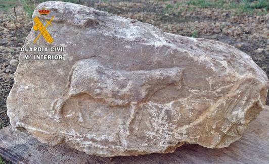 Detalle de la piedra intervenida. 