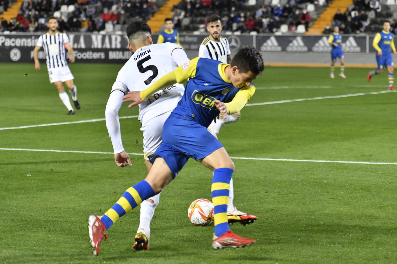 Fotos: Gran victoria del CD Badajoz ante el Real Irún