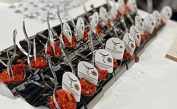 Imagen principal - El chef Antonio Caro, de La Bistrológica, representa a la provincia en Madrid Fusión