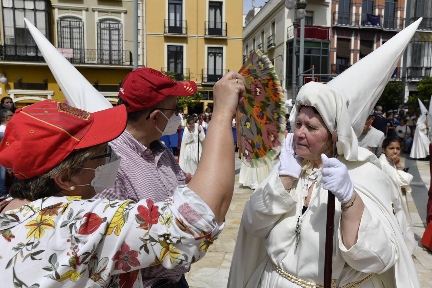 Fotos: Domingo de Resurrección en Badajoz
