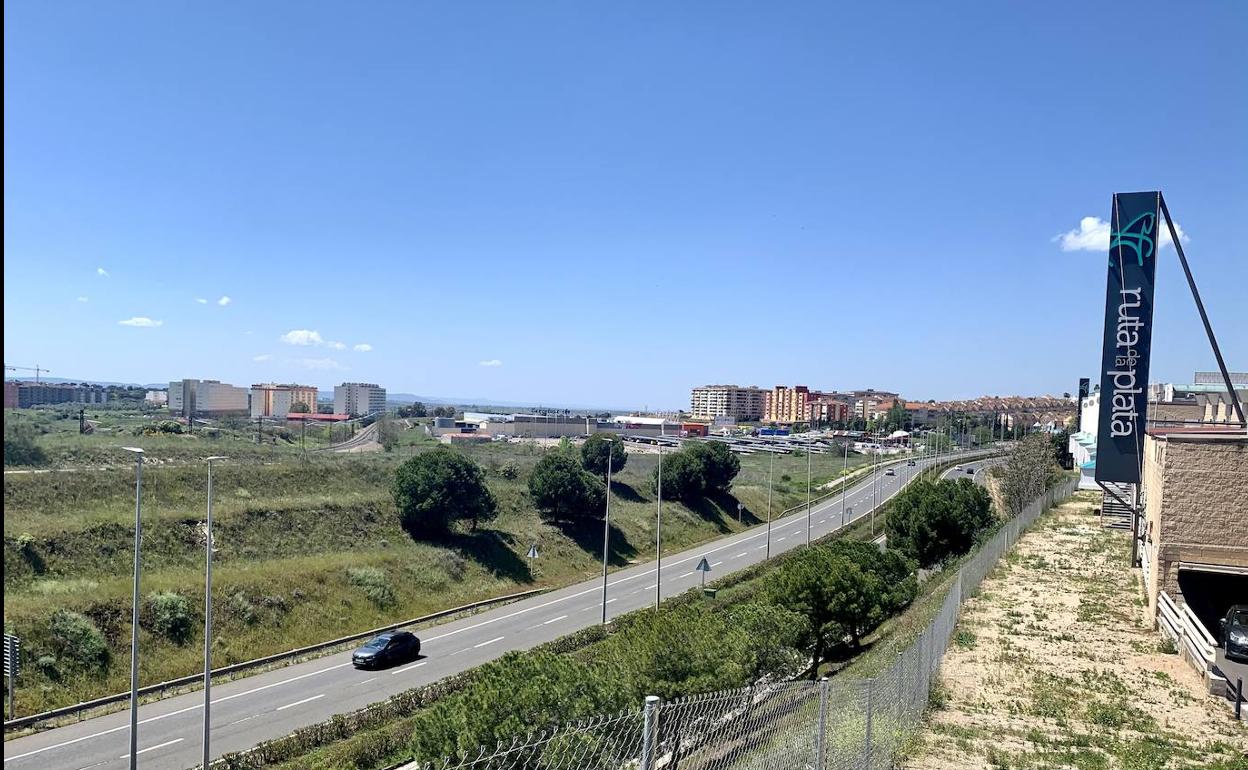 Tramo de la avenida del Ferrocarril en el que el Ministerio plantea una vía de servicio.