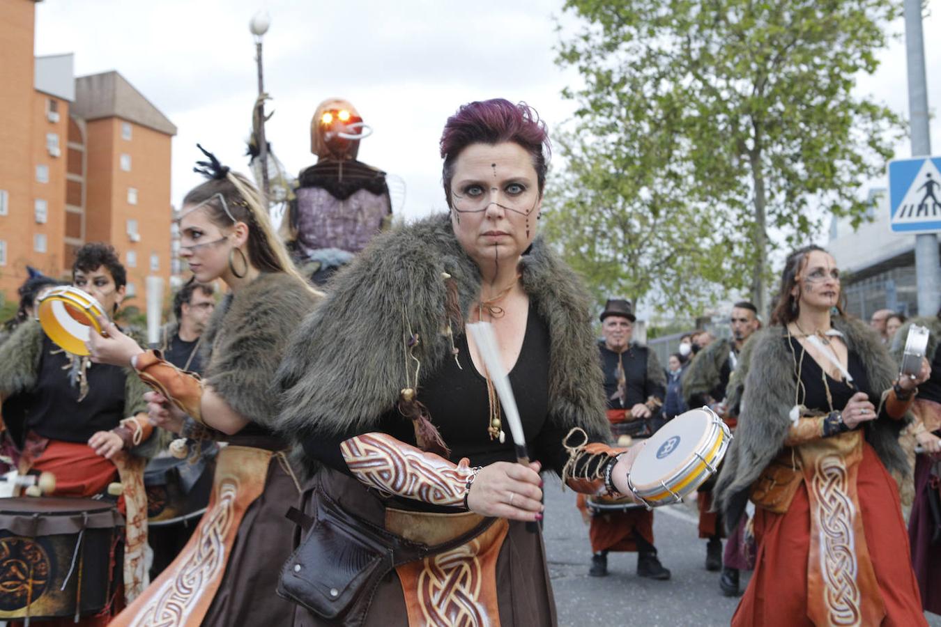 Fotos: El desfile de San Jorge de Cáceres, en imágenes