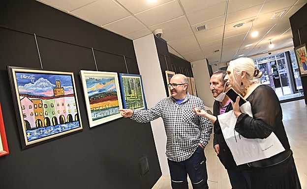 El Edificio VS22 acoge la exposición que le ha dedicado la Fundación CB. 