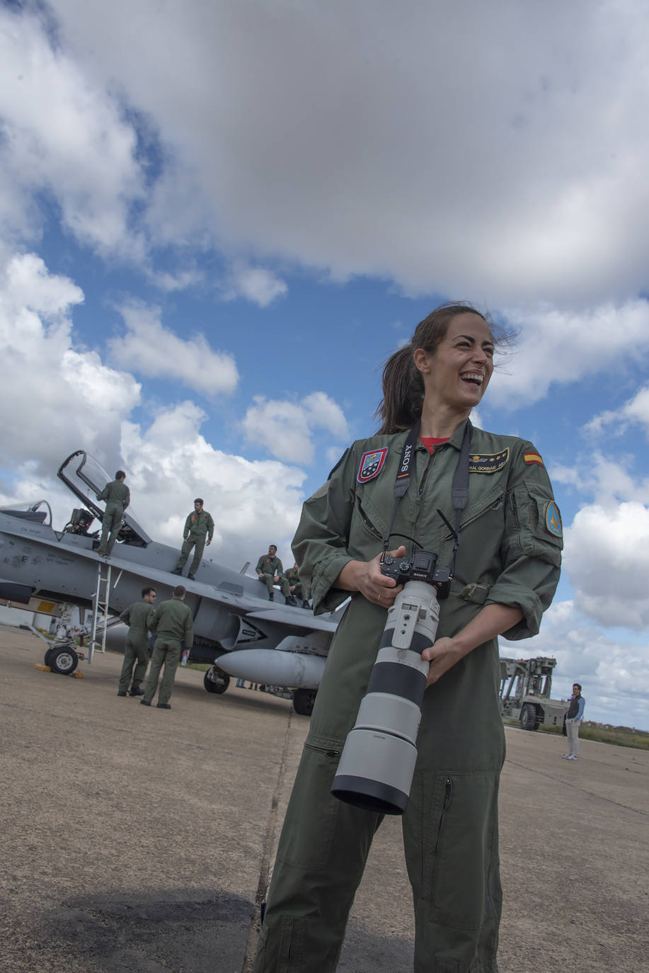 Spotters captan el vuelo de un F-5 en la base de Talavera.