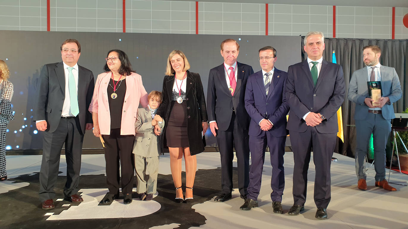 Fotos: Entrega de medallas del Día de la Provincia de Badajoz