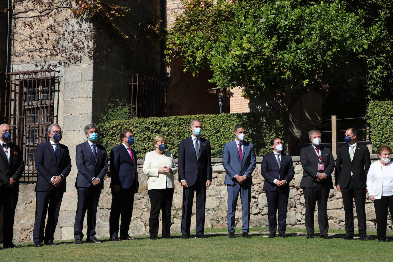 En octubre de 2021 el Rey Felipe VI presidió la entrega del Premio Carlos V a Angela Merkel en el Monasterio de Yuste. 