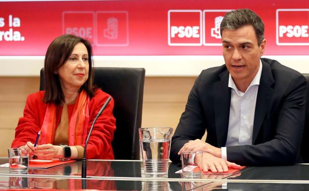 El Gobierno revela que los móviles de Sánchez y Robles fueron espiados con Pegasus