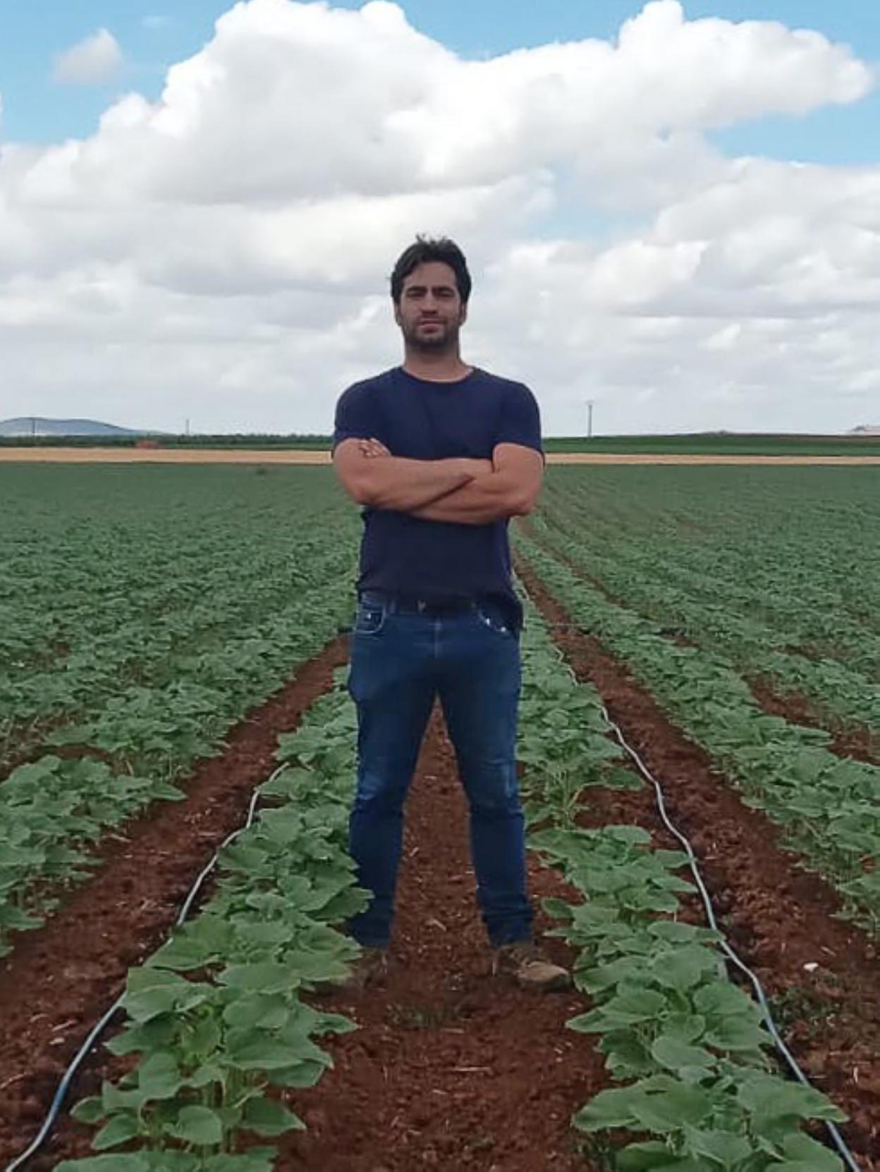 Antonio Sánchez es agricultor por tradición familiar. 