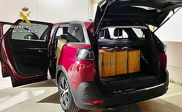 Interceptado un vehículo en la A-66 con 445 kilos de hachís