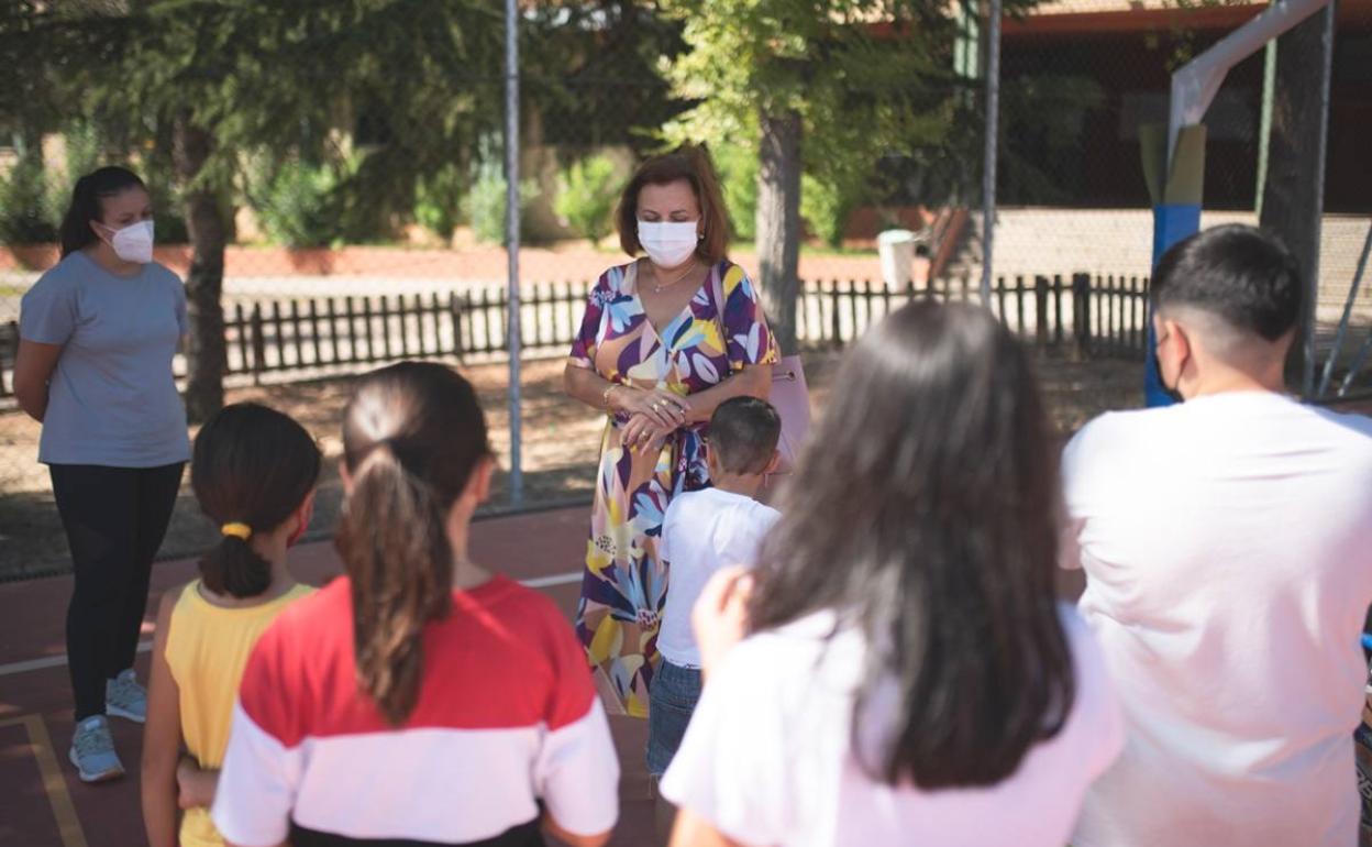 Visita de Catalina Alarcón al campamento del año pasado. 