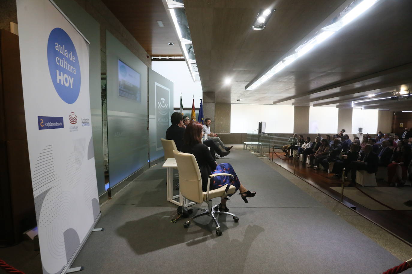 Fotos: La presentación del libro de Madina y Sémper &#039;Todos los futuros perdidos&#039; rinde homenaje a las víctimas extremeñas de ETA