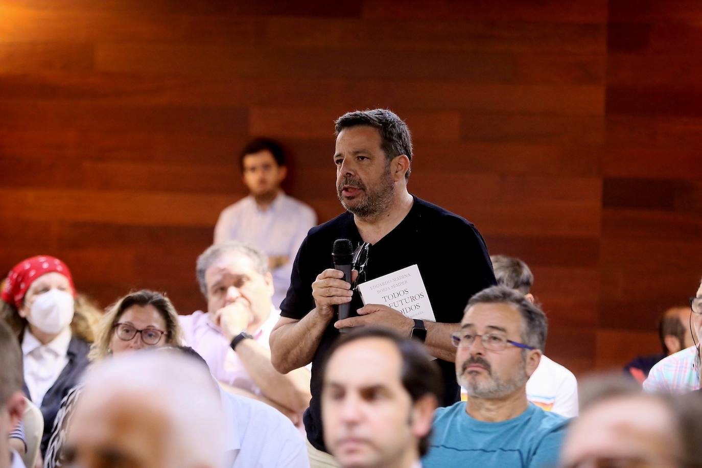 Fotos: La presentación del libro de Madina y Sémper &#039;Todos los futuros perdidos&#039; rinde homenaje a las víctimas extremeñas de ETA