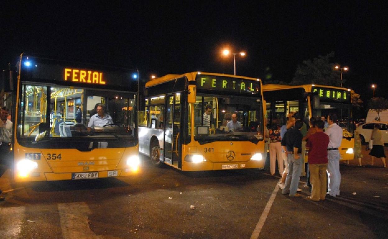 Acuerdo para que haya servicios mínimos de autobuses en la Feria de San Juan de Badajoz