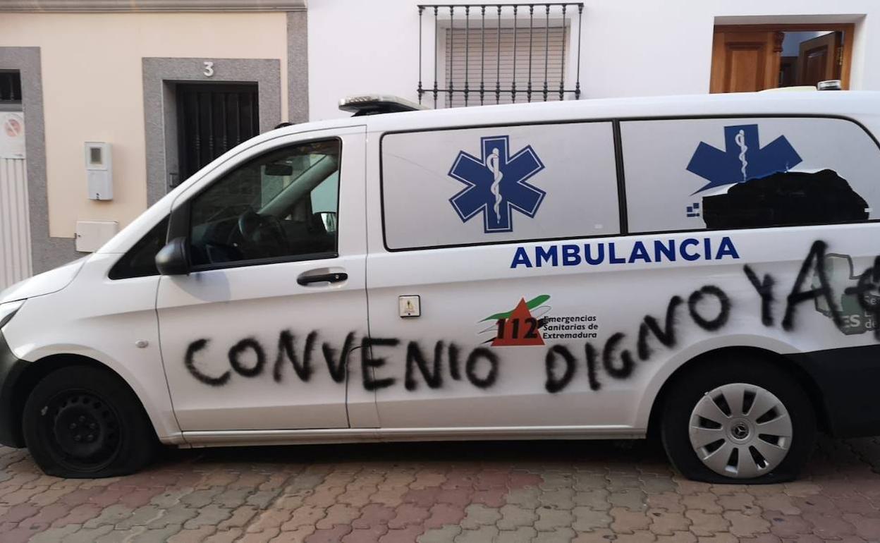 Los sindicatos rechazan los actos vandálicos en las ambulancias y piden que se desbloquee el convenio
