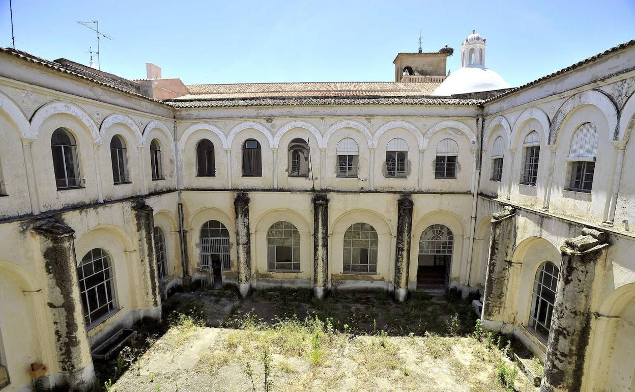 El San Pedro de Alcántara, uno de los edificios que esperan la inversión de los fondos Edusi. 