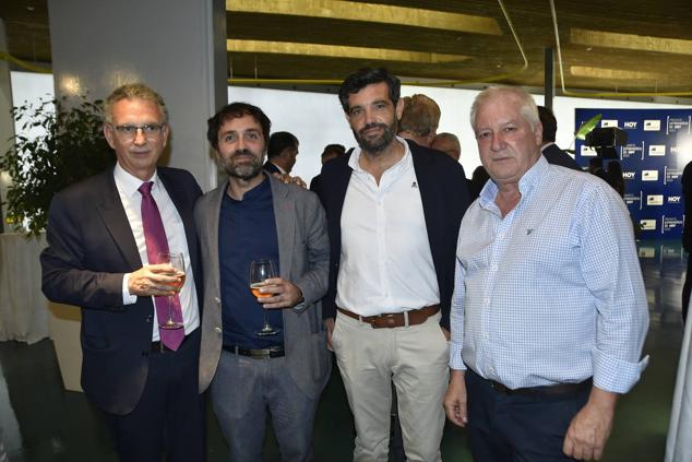 José Luis Quintana, Miguel Ángel Leal, Eduardo Hurtado y Pedro Velarde. 