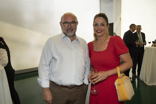 Fernando Segador y Cristina Menea. 