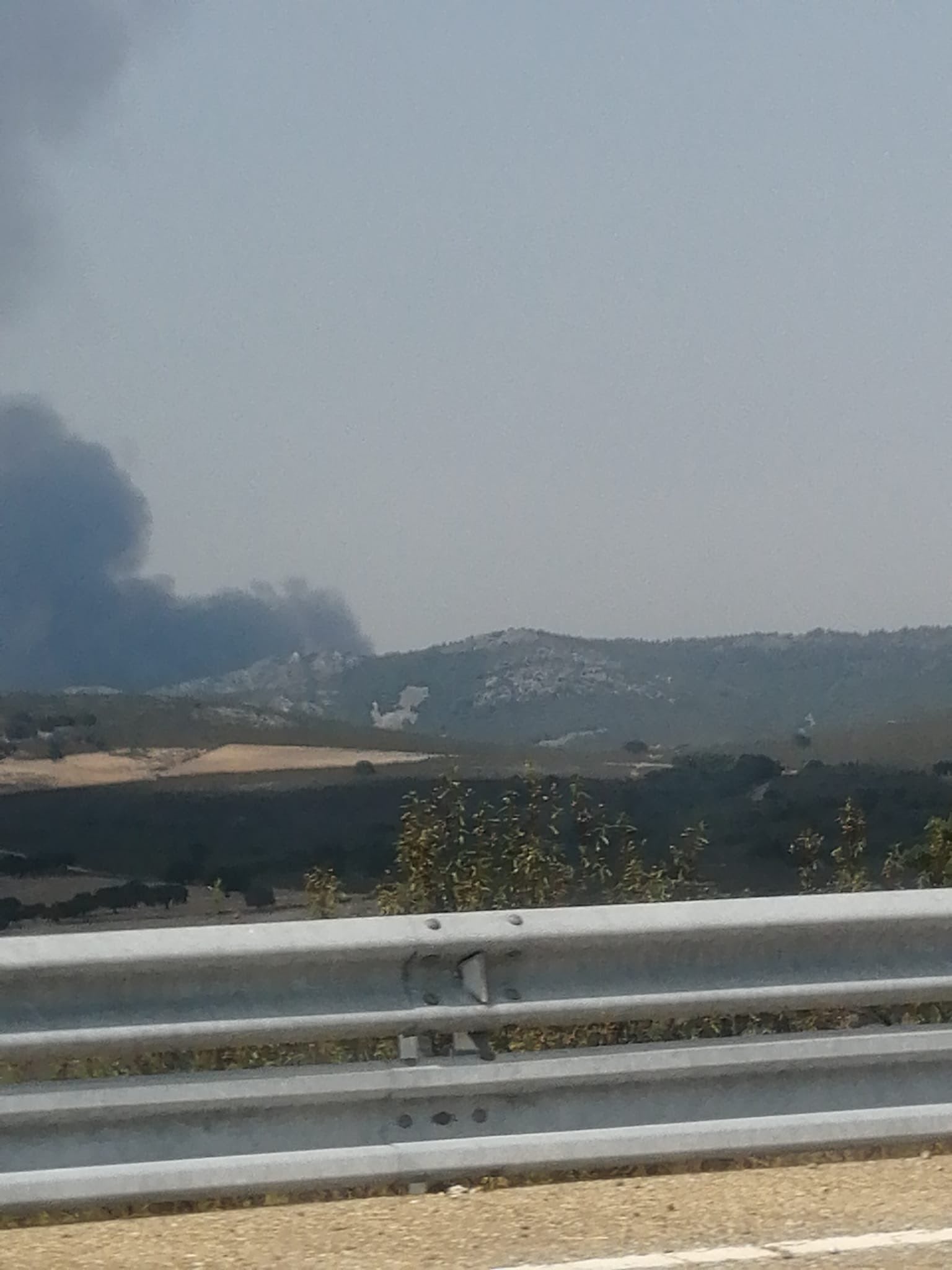 Fotos: Infoex trabaja en nuevo incendio incendio en Casas de Miravete, cerca de Monfragüe