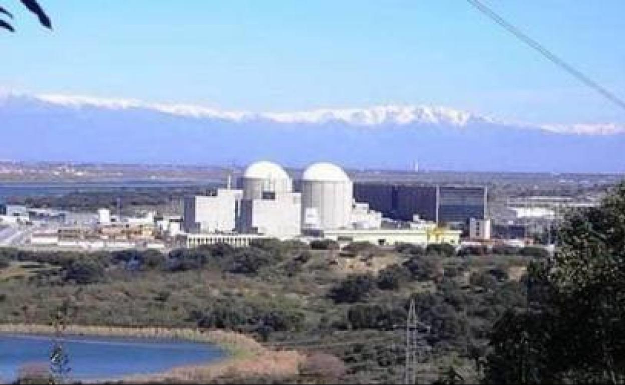 Almaraz avisa al Consejo de Seguridad Nuclear del incendio en Monfragüe