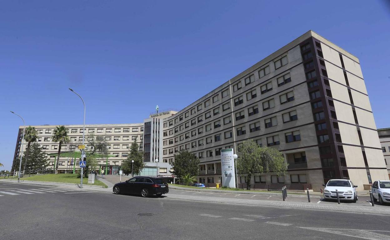 Imagen del exterior del Hospital de Mérida.
