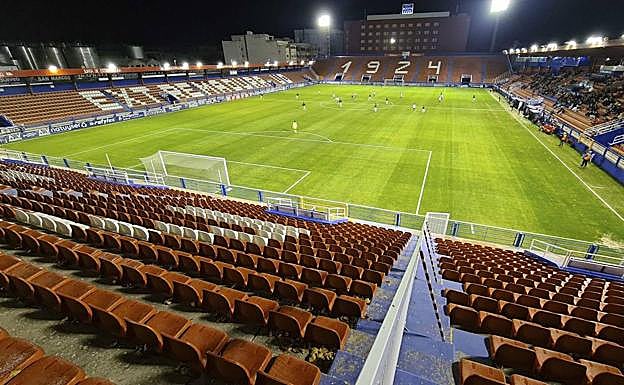 La RFEF saca a subasta la plaza del Extremadura