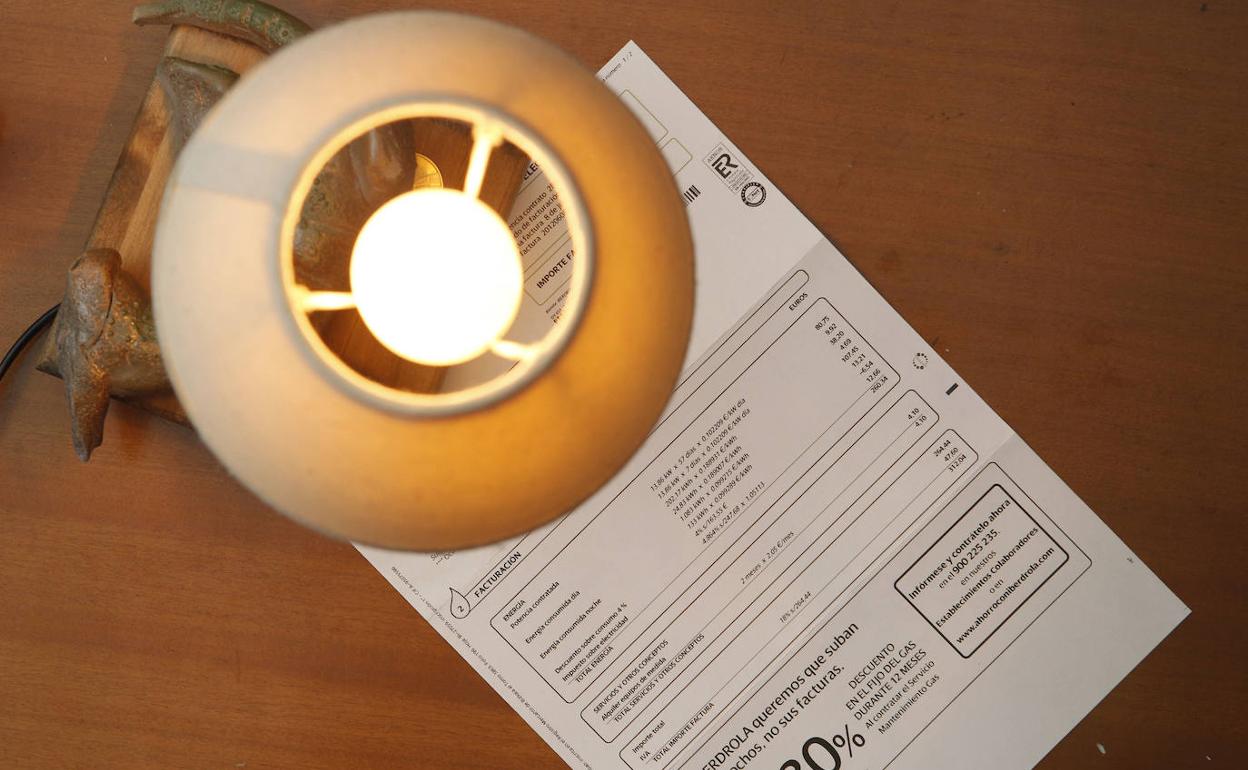 El precio de la luz cambia este miércoles, estas son las horas más baratas y más caras