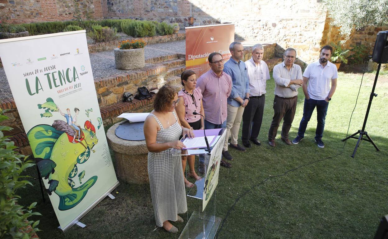 Presentación de la Fiesta de la Tenca en el Palacio de Carvajal  de Cáceres. 