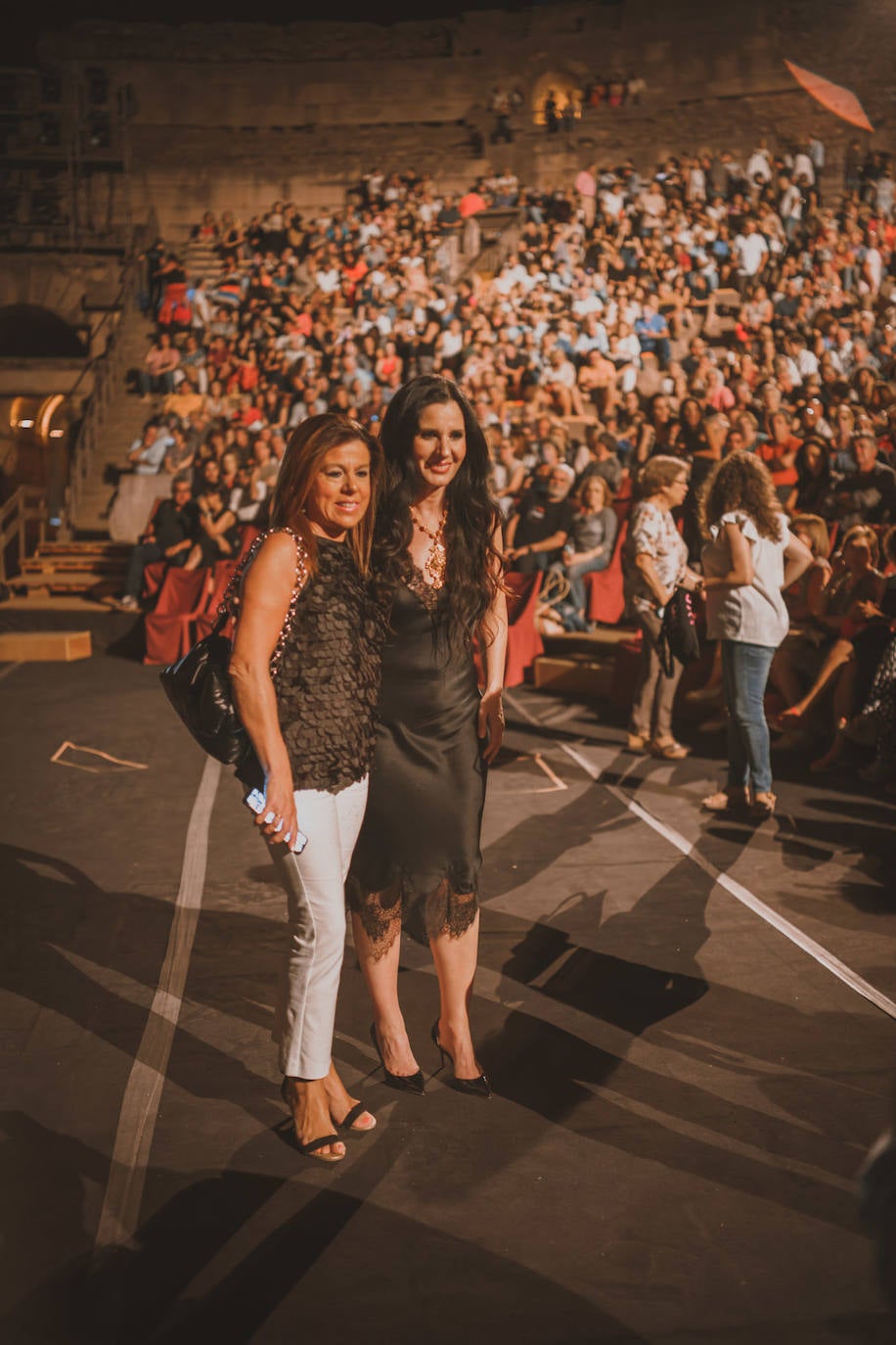 Fotos: El mítico rockero Miguel Ríos hace vibrar el estreno del Stone &amp; Music