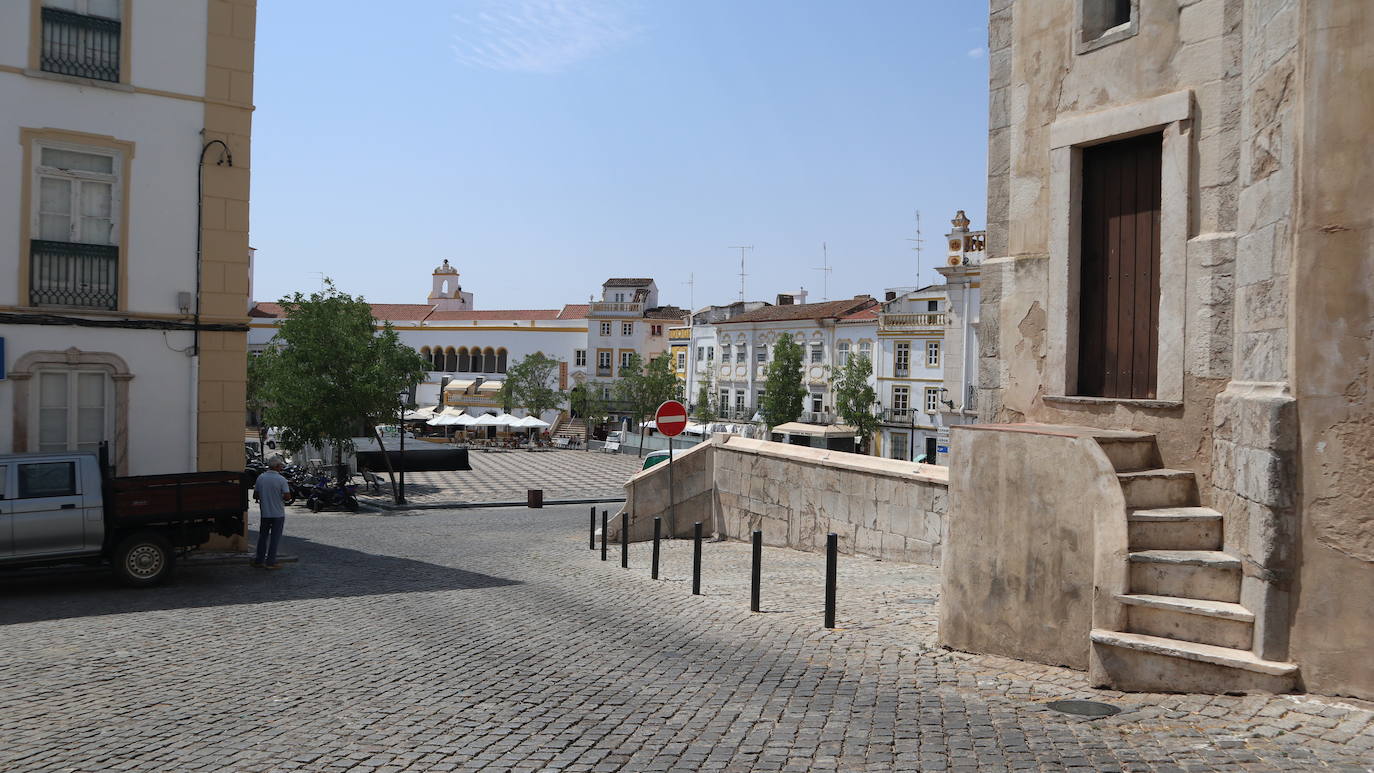 Plaza de la República de Elvas. 