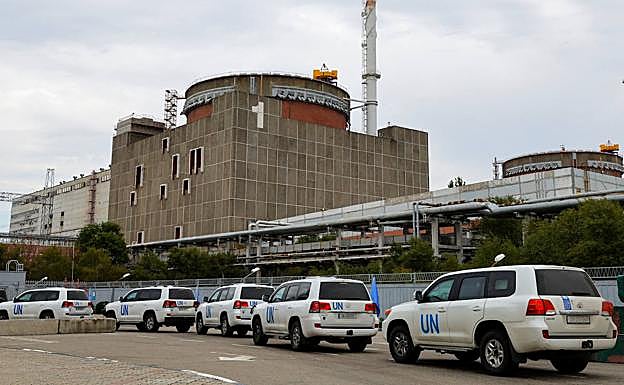 Zelenski reprocha al OIEA que no haya exigido la desmilitarización de Zaporiyia 