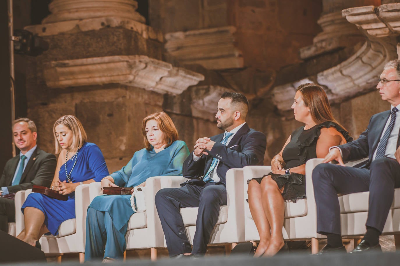 Fotos: Acto de entrega de las Medallas de Extremadura en el Teatro Romano