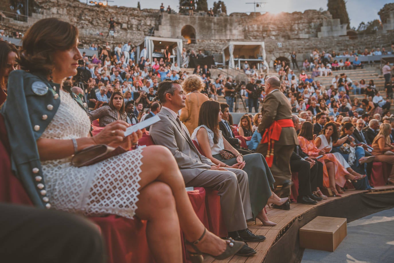 Fotos: Acto de entrega de las Medallas de Extremadura en el Teatro Romano