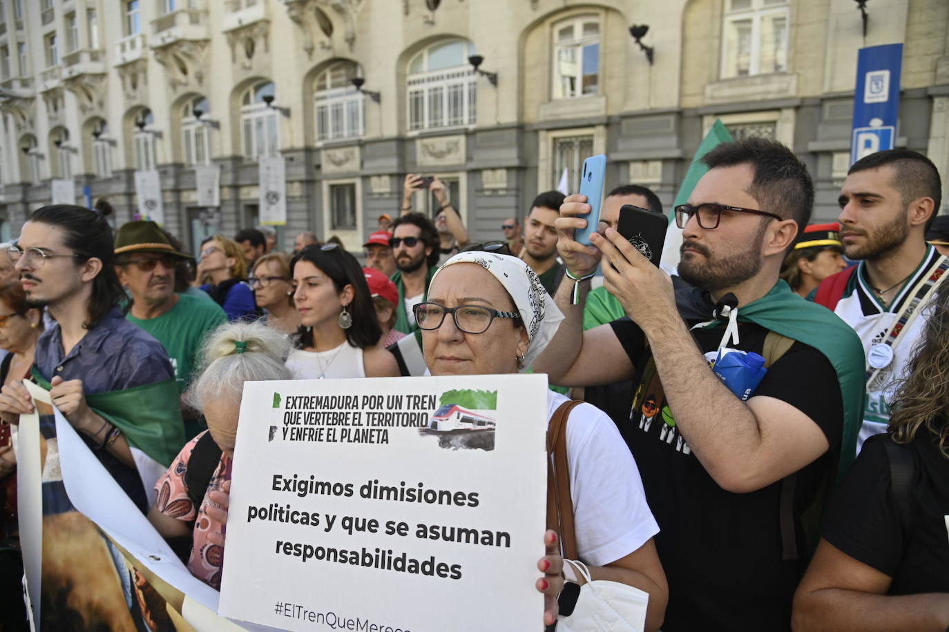 Fotos: La manifestación en Madrid por un tren digno para Extremadura