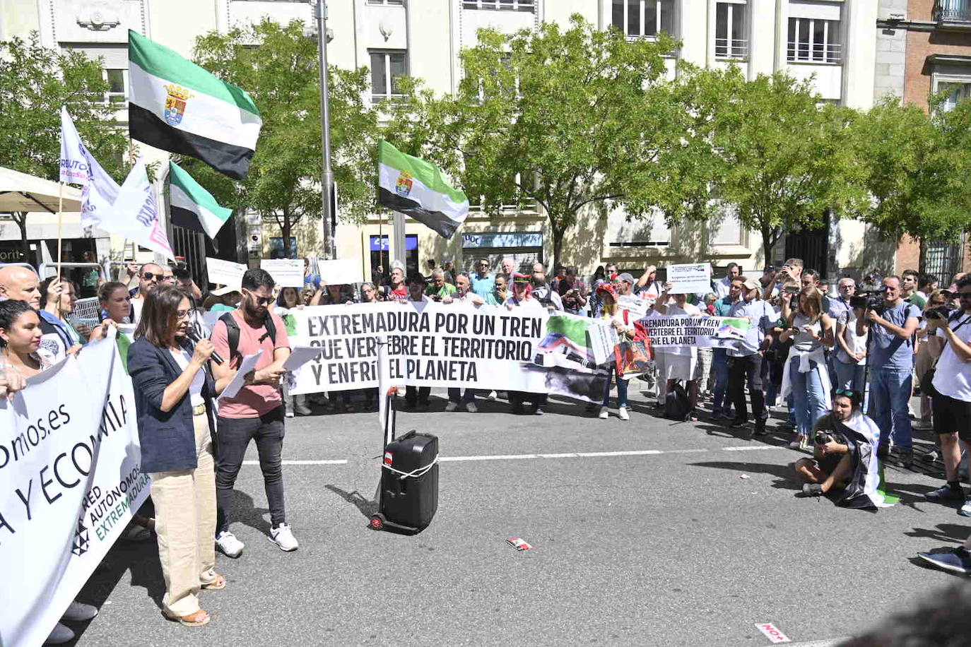 Fotos: La manifestación en Madrid por un tren digno para Extremadura