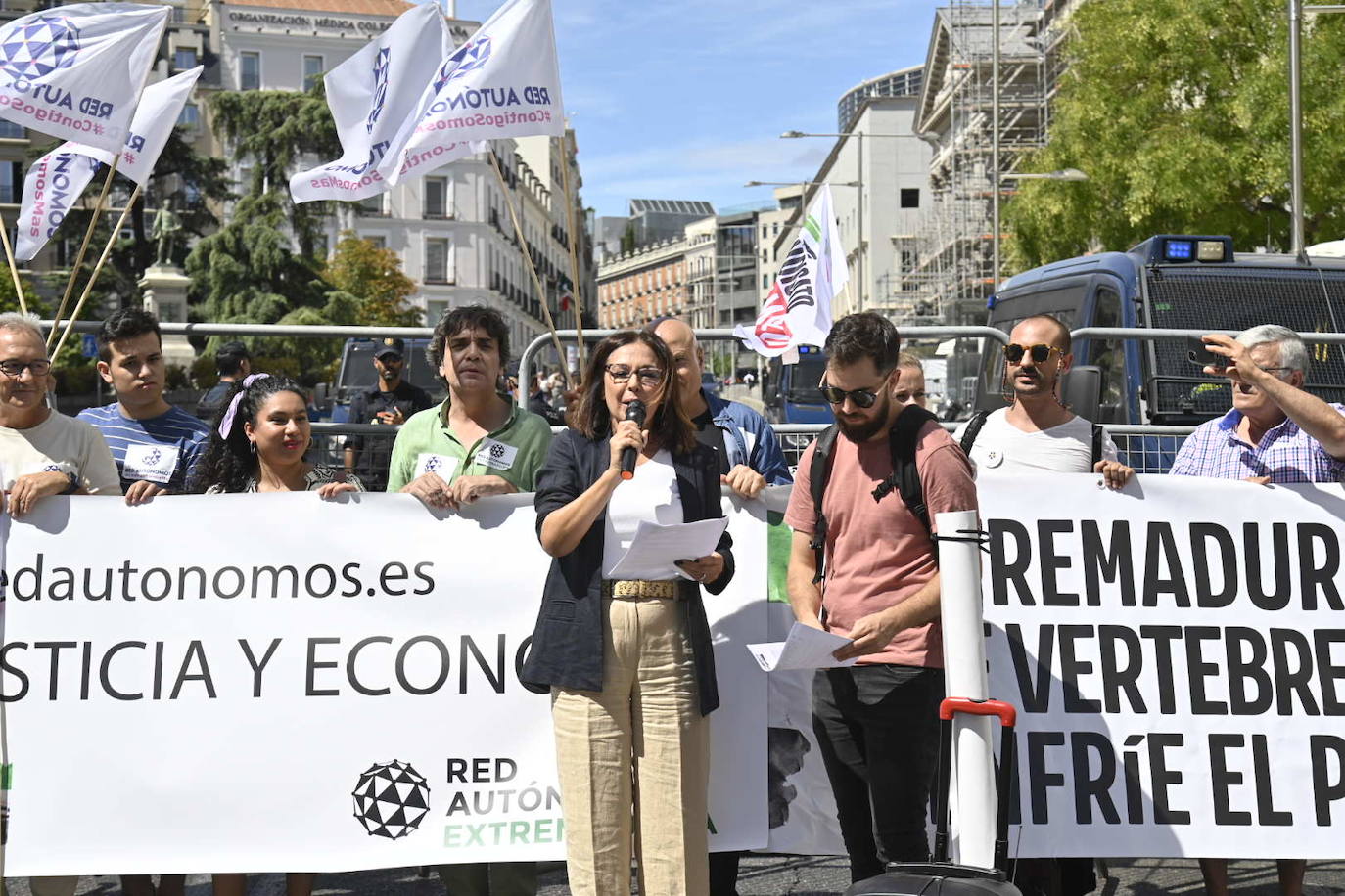 Fotos: La manifestación en Madrid por un tren digno para Extremadura