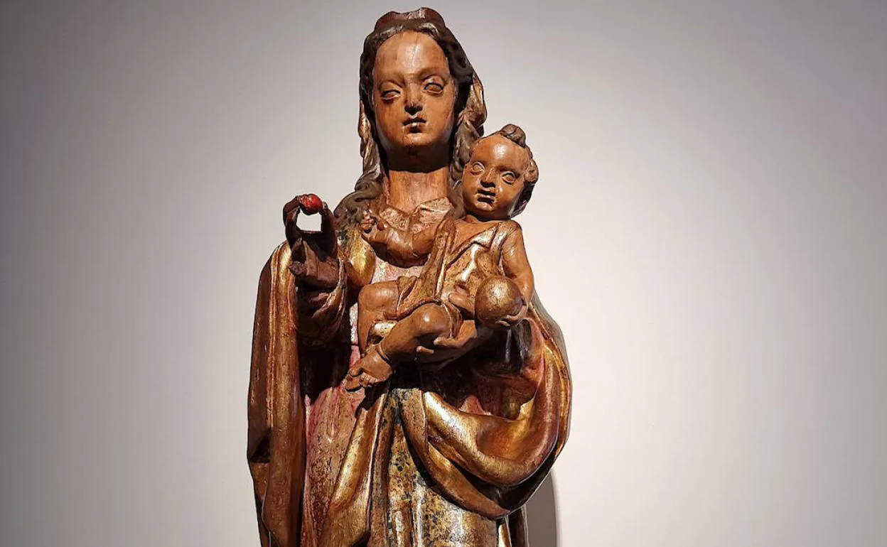 La escultura 'Virgen con niño'. 