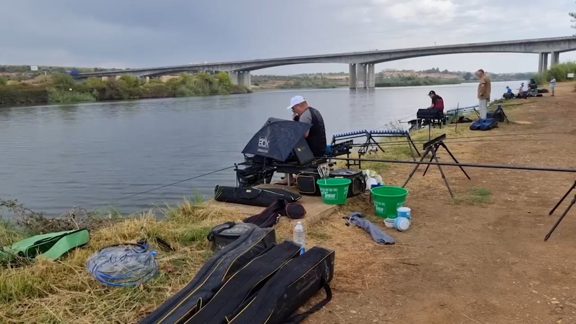 El Guadiana se prepara para acoger un campeonato del mundo de pescadores