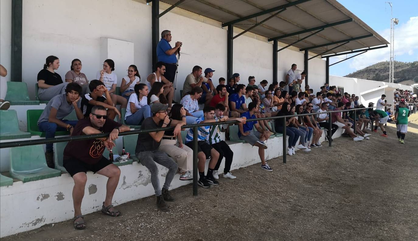 La afición alconchelera está llenando las gradas en los primeros partidos disputados. 