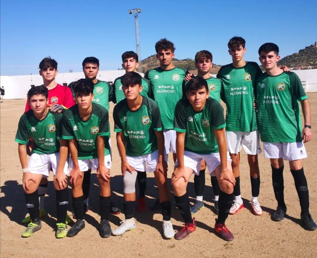 Alineación del equipo Juvenil en la primera jornada disputada en casa el pasado 25 de septiembre. 