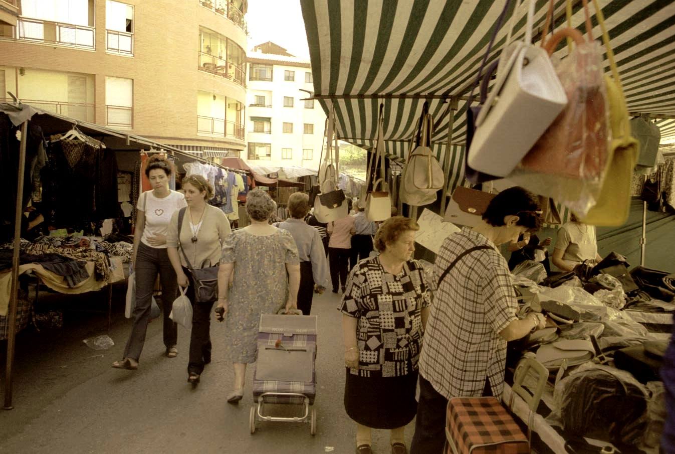 En los años 90 la mayoría de los timos se dieron en Cáceres los miércoles, cuando se celebraba entonces el mercadillo en la zona de la ronda de la Pizarra.