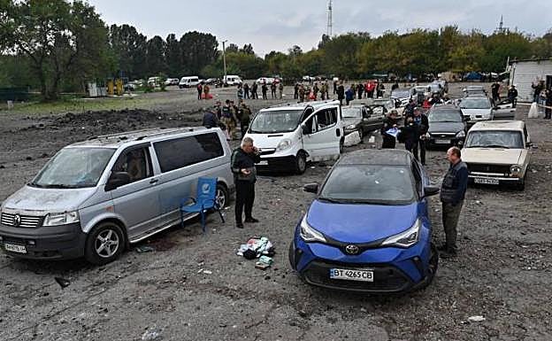 Imagen principal - Rusia desata el horror en Zaporiyia