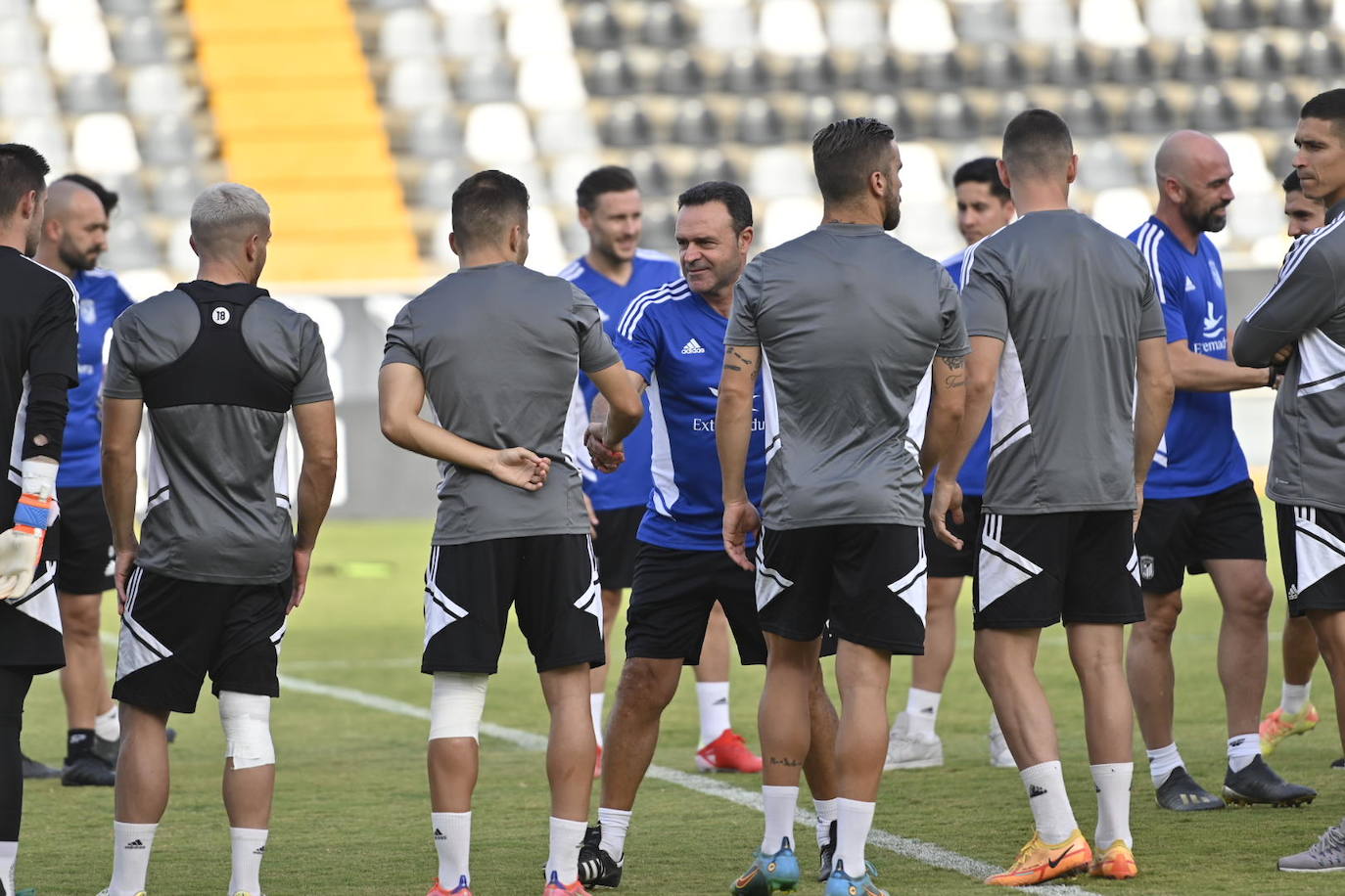 Fotos: Imágenes del entrenamiento del Badajoz