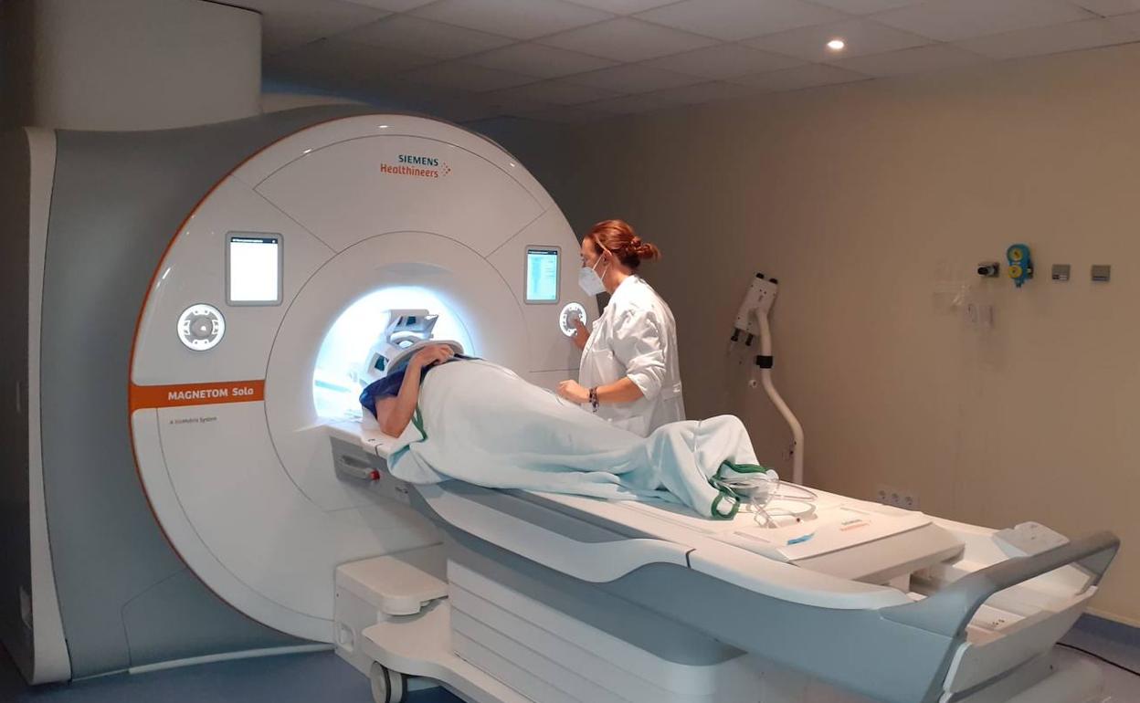 Este es el nuevo equipo de resonancia magnética instalado en el Hospital San Pedro de Alcántara. 