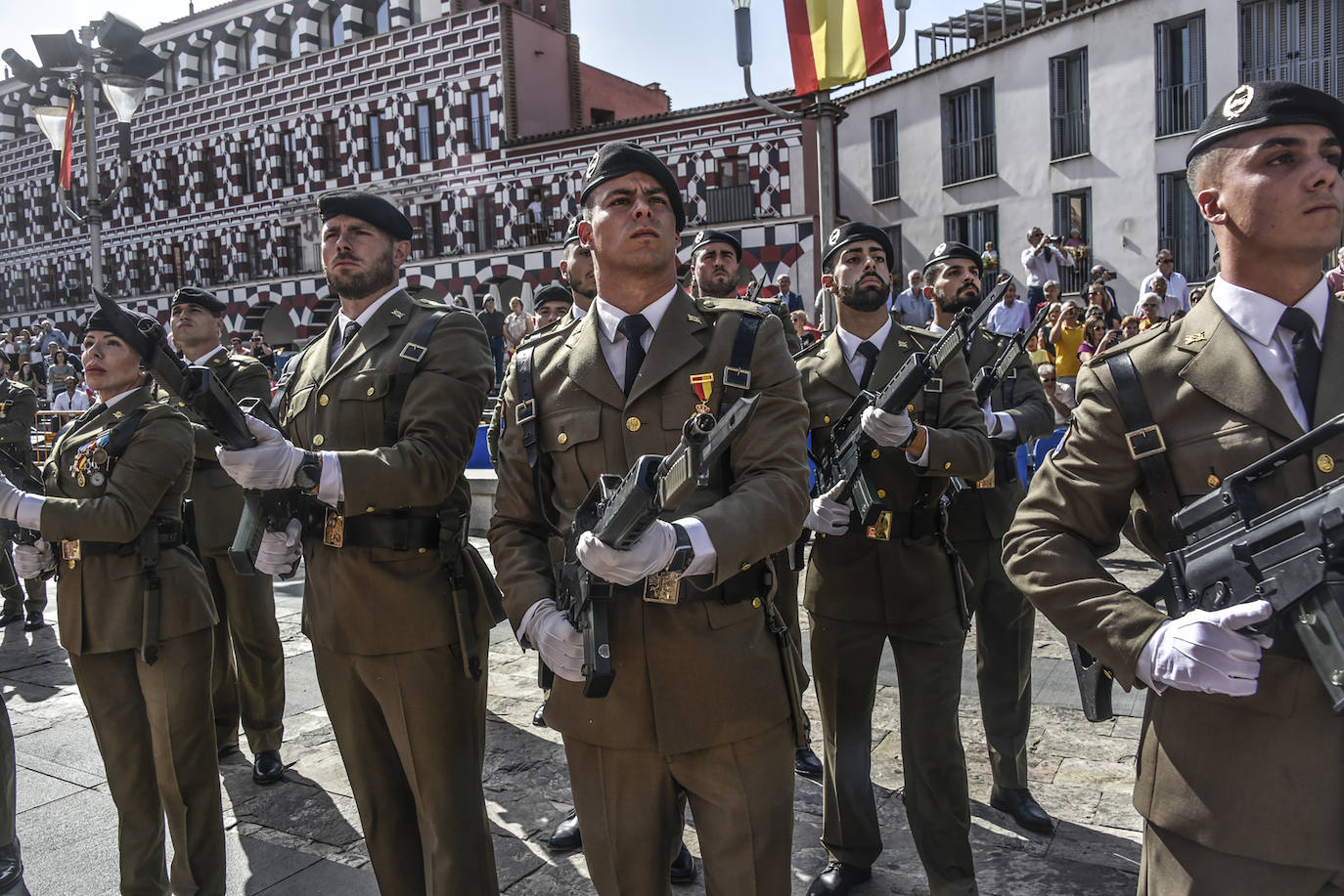 Fotos: La jura de bandera civil en Badajoz, en imágenes