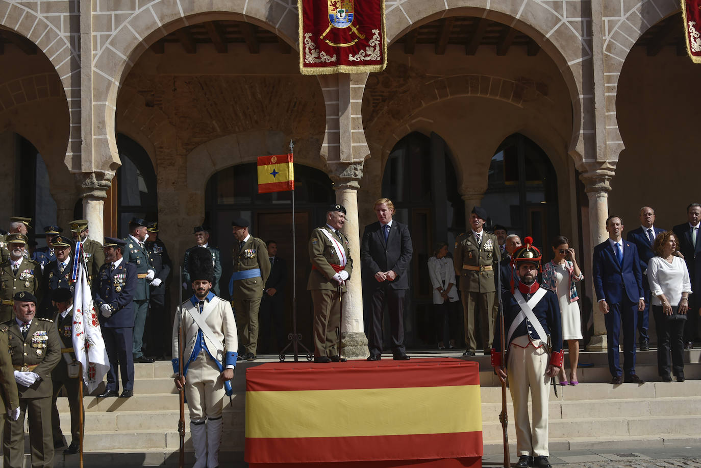 Fotos: La jura de bandera civil en Badajoz, en imágenes